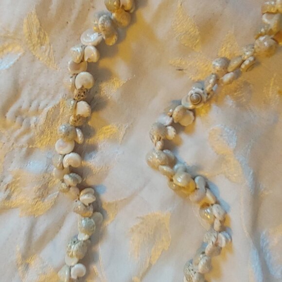 2/$30 Long Hawaiian Shell Necklace Beach Jewelry Nautical Ocean 34" - Picture 7 of 9